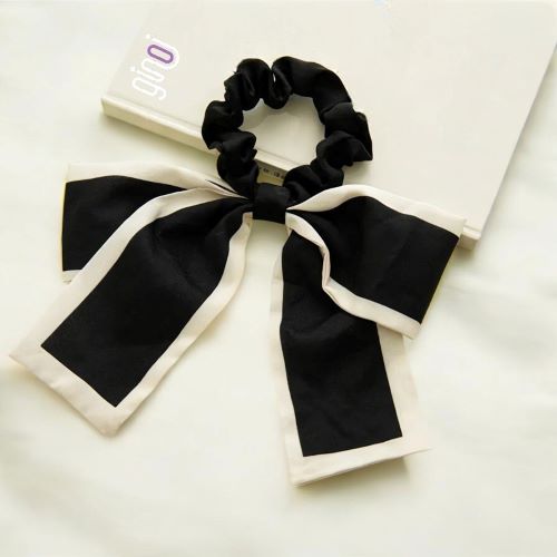 Accesorio de Cabello - Flip image view