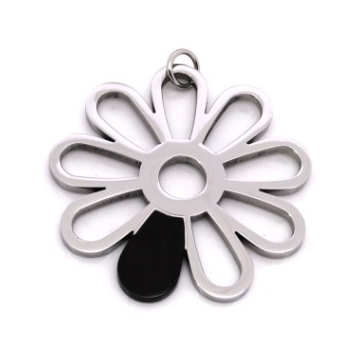 Dije con forma de flor, centro negro