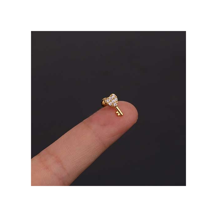 Arete en Forma de Llave Roscado para Lobulo de Oreja con Brillantes y Tono Dorado