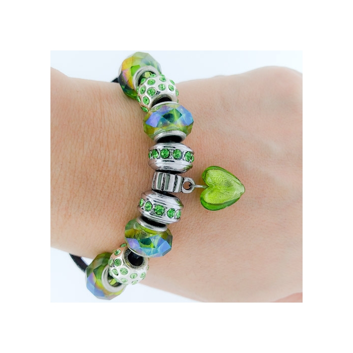 Brazalete de Encanto De corazón de cristal y Verdes Para Mujeres, Cadena de Cuerda De cuero, 7 pulgadas. Estilo Pandora®
