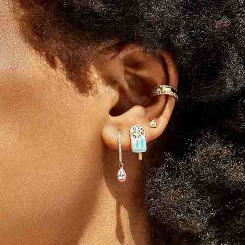 Aretes de Acero Tono Dorado - Flip image view